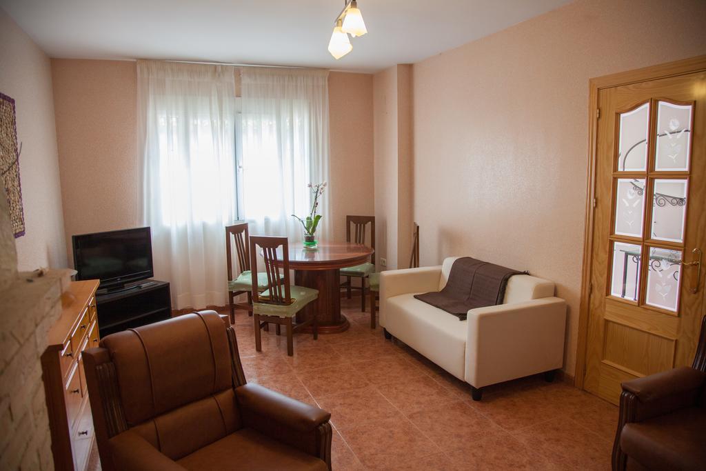 Casa Rural Marchena Navahermosa  Екстер'єр фото